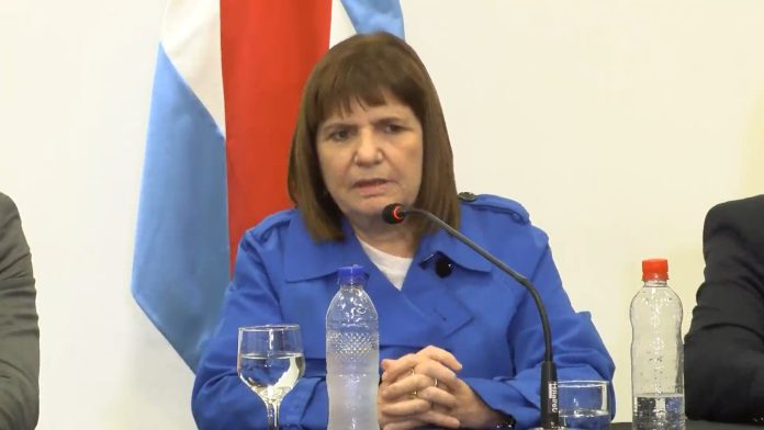 Patricia Bullrich, ministra de Seguridad de la Argentina, visitó Paraná este lunes en el marco del Curso Nacional Antidrogas.