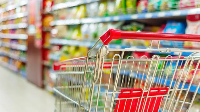 Ventas en supermercados cayeron hasta 11,4% interanual en febrero.